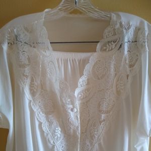 Light Pajamas, white with lace